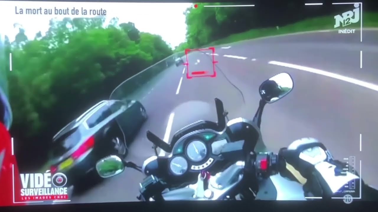Accident mortel filmé - motard tué sur le coup - accident mortel de moto