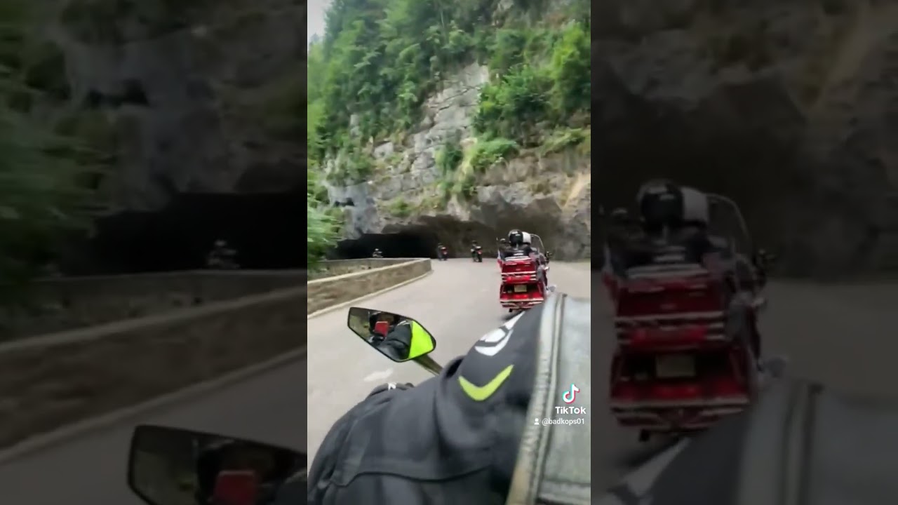 road trip moto dans les Gorges de la Bourne. #vercors #roadtripsongs #motos