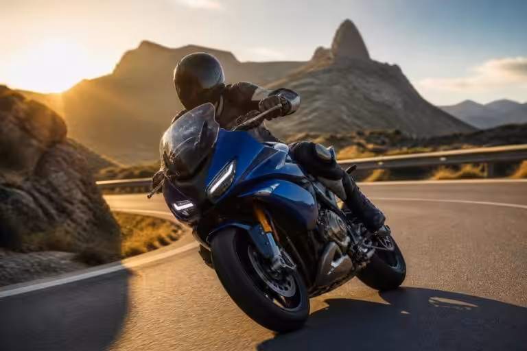 découvrez la bmw r 1300 rs 2025, le retour attendu du sport gt bavarois alliant performance, élégance et technologie de pointe pour une expérience de conduite unique.