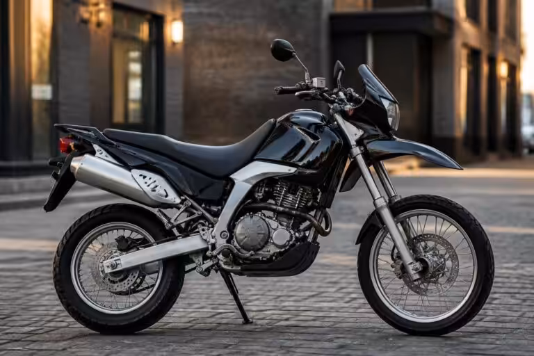 découvrez la fiche technique complète et les caractéristiques de l'aprilia pegaso 650, une moto polyvalente alliant performance et style.